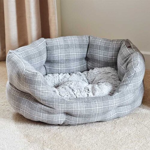 Grey Plaid Oval Bed XL