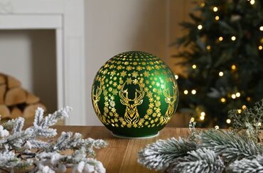 Lit glass Ball Green with reindeer 15cm Battery Operated