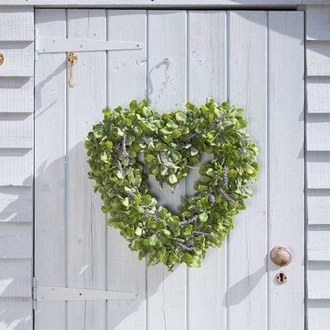 Faux Wreath Lavender Heart 40cm - image 1