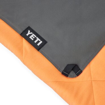 YETI Lowlands Blanket King Crab Orange - image 5