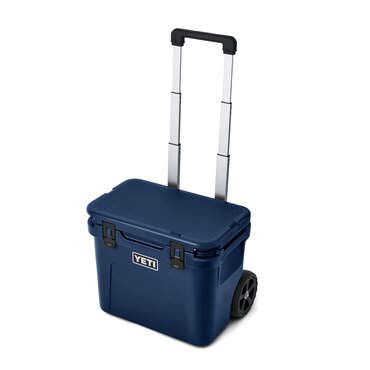 YETI Roadie 32 Navy - image 1