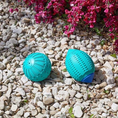 Zoon 13cm Squeaky Rugger Rubber - image 2